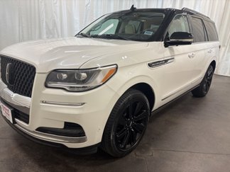 Certified 2024 Lincoln Navigator Black Label image 1