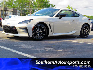 Used 2022 Toyota GR86 image 1