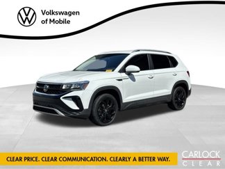 Used 2022 Volkswagen Taos SE image 1