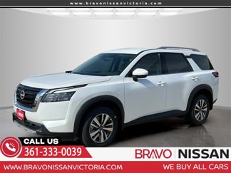 New 2025 Nissan Pathfinder SL image 1
