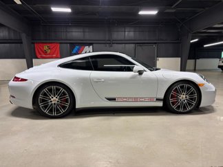 Used 2015 Porsche 911 Carrera 4S image 1