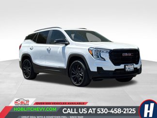 Used 2024 GMC Terrain SLE w/ Driver Convenience Package image 1