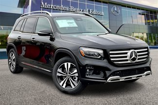 New 2025 Mercedes-Benz GLB 250 4MATIC image 1