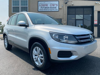 Used 2017 Volkswagen Tiguan S image 1