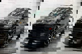 Used 2022 Porsche Macan image 1