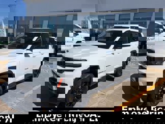 New 2025 Jeep Grand Cherokee L Altitude image 1