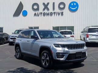 Used 2023 Jeep Grand Cherokee 4WD 4xe image 1