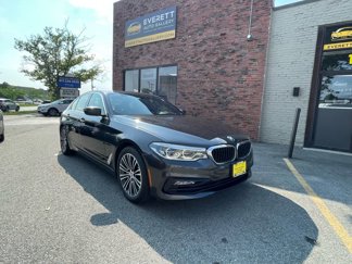 Used 2017 BMW 540i xDrive image 1