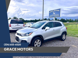 Used 2018 Chevrolet Trax LT w/ LT Convenience Package image 1