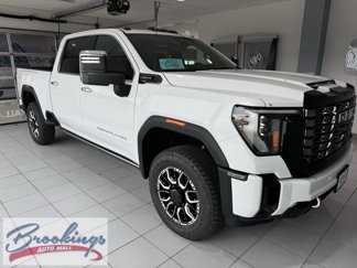 New 2025 GMC Sierra 3500 Denali Ultimate image 1