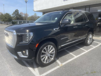Used 2021 GMC Yukon Denali w/ Denali Premium Package image 1