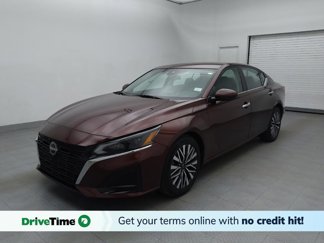Used 2023 Nissan Altima 2.5 SV image 1