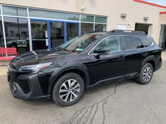 Used 2024 Subaru Outback Premium image 1