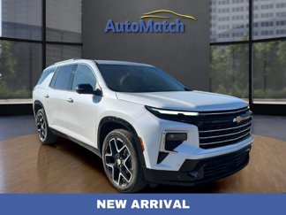 Used 2025 Chevrolet Traverse High Country image 1