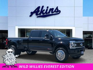 New 2025 Ford F450 Platinum w/ FX4 Off-Road Package image 1