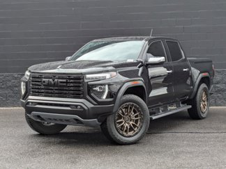 Used 2023 GMC Canyon Denali w/ Denali Black Edition image 1