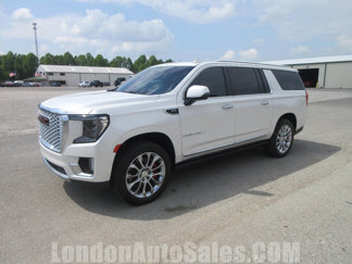 Used 2022 GMC Yukon XL Denali w/ Denali Ultimate Package image 1