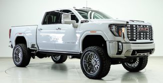Used 2024 GMC Sierra 3500 Denali w/ Denali Reserve Package image 1