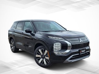 New 2025 Mitsubishi Outlander SE image 1