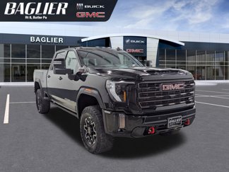 Used 2024 GMC Sierra 2500 AT4X image 1