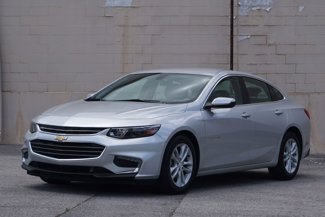 Used 2017 Chevrolet Malibu LT image 1