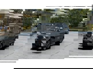 New 2026 BMW X7 M60i image 1