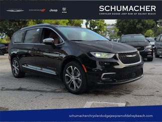 New 2026 Chrysler Pacifica Pinnacle image 1