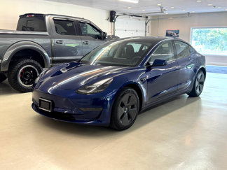 Used 2023 Tesla Model 3 Standard Range image 1