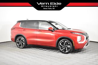 New 2025 Mitsubishi Outlander SEL image 1