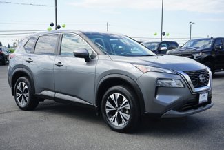 Used 2023 Nissan Rogue SV image 1