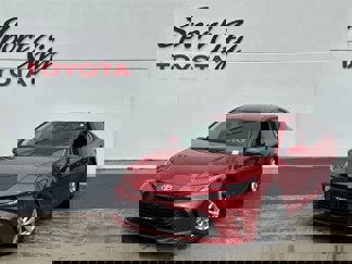 Used 2025 Toyota Camry LE image 1