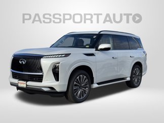 New 2025 INFINITI QX80 Luxe image 1