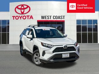 Used 2025 Toyota RAV4 XLE image 1
