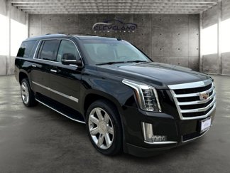 Used 2017 Cadillac Escalade ESV Luxury image 1