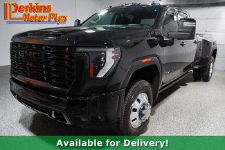Used 2024 GMC Sierra 3500 Denali w/ Denali Reserve Package image 1