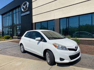 Used 2012 Toyota Yaris LE image 1