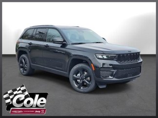 New 2025 Jeep Grand Cherokee Altitude image 1