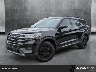 Used 2025 Ford Explorer Active image 1