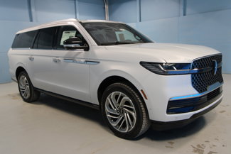 New 2025 Lincoln Navigator L Reserve image 1