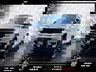 New 2025 Jeep Grand Cherokee L Altitude image 1