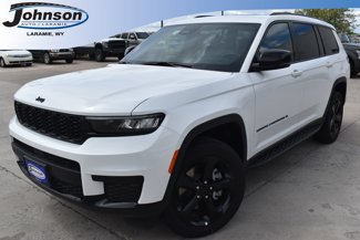 New 2025 Jeep Grand Cherokee L Altitude image 1