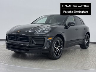 Used 2025 Porsche Macan image 1