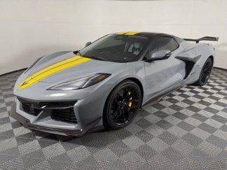 Used 2025 Chevrolet Corvette Z06 w/ Z07 Performance Package image 1