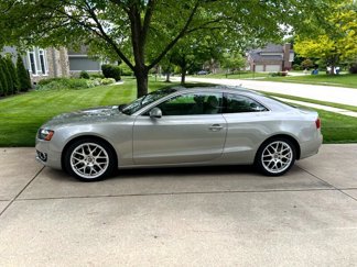 Used 2010 Audi A5 2.0T Premium Plus image 1