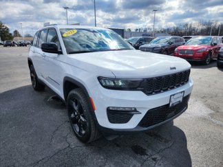 Used 2023 Jeep Grand Cherokee Limited w/ Black Appearance Package image 1
