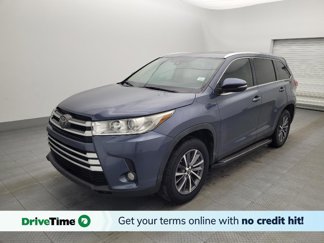 Used 2019 Toyota Highlander XLE image 1