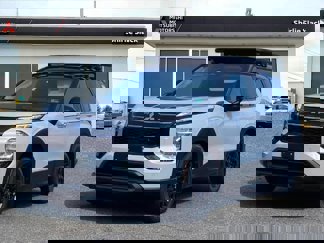 New 2025 Mitsubishi Outlander Trail Edition image 1