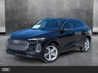 New 2025 Audi Q5 Prestige image 1