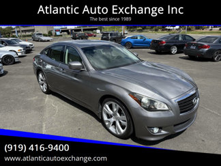 Used 2011 INFINITI M56 w/ Sport Pkg image 1