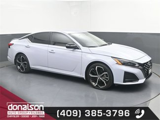 Used 2024 Nissan Altima 2.5 SR image 1